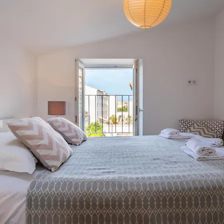 Duplex En Plein Centre Propriano (Corsica)