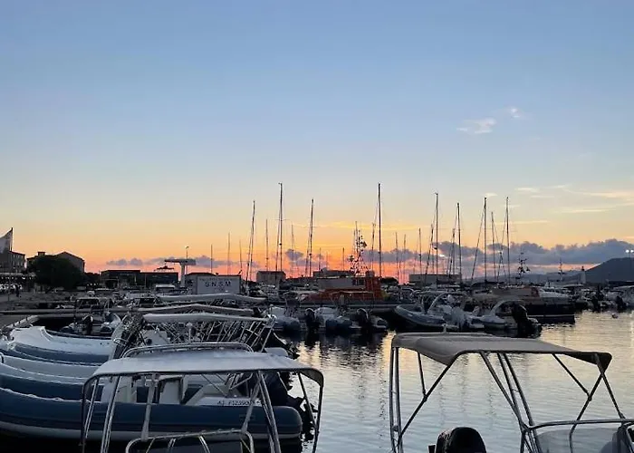 Duplex En Plein Centre * פרופריאנו